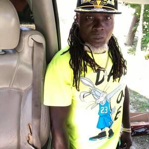 Meet your Posher, Tyrone